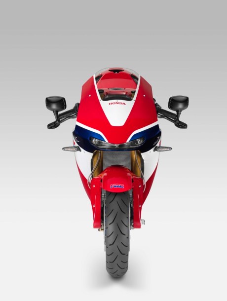 2015-Honda-RC213V-S-prototype-06
